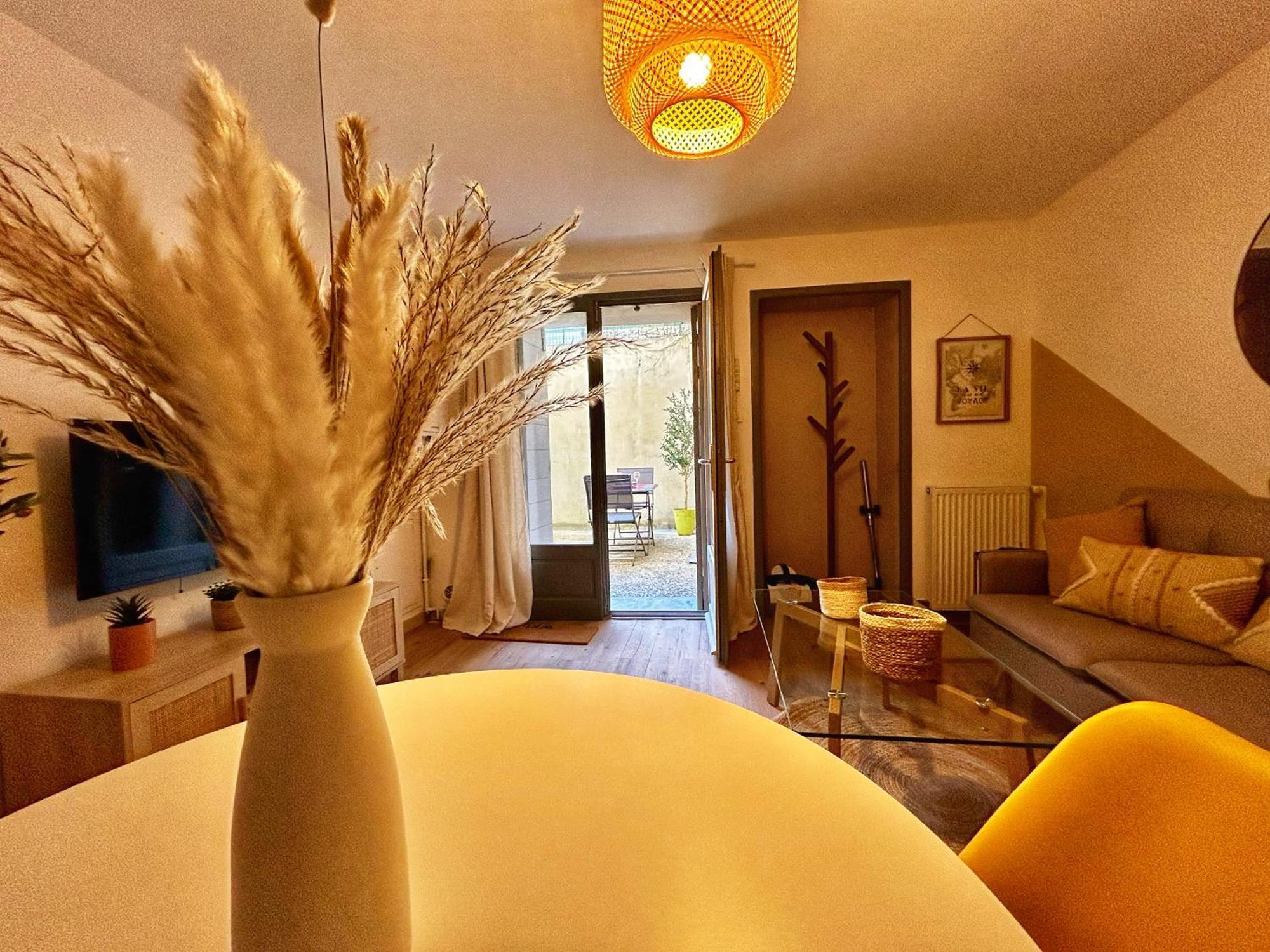 Апартаменты Cosy Ocre Арль Экстерьер фото